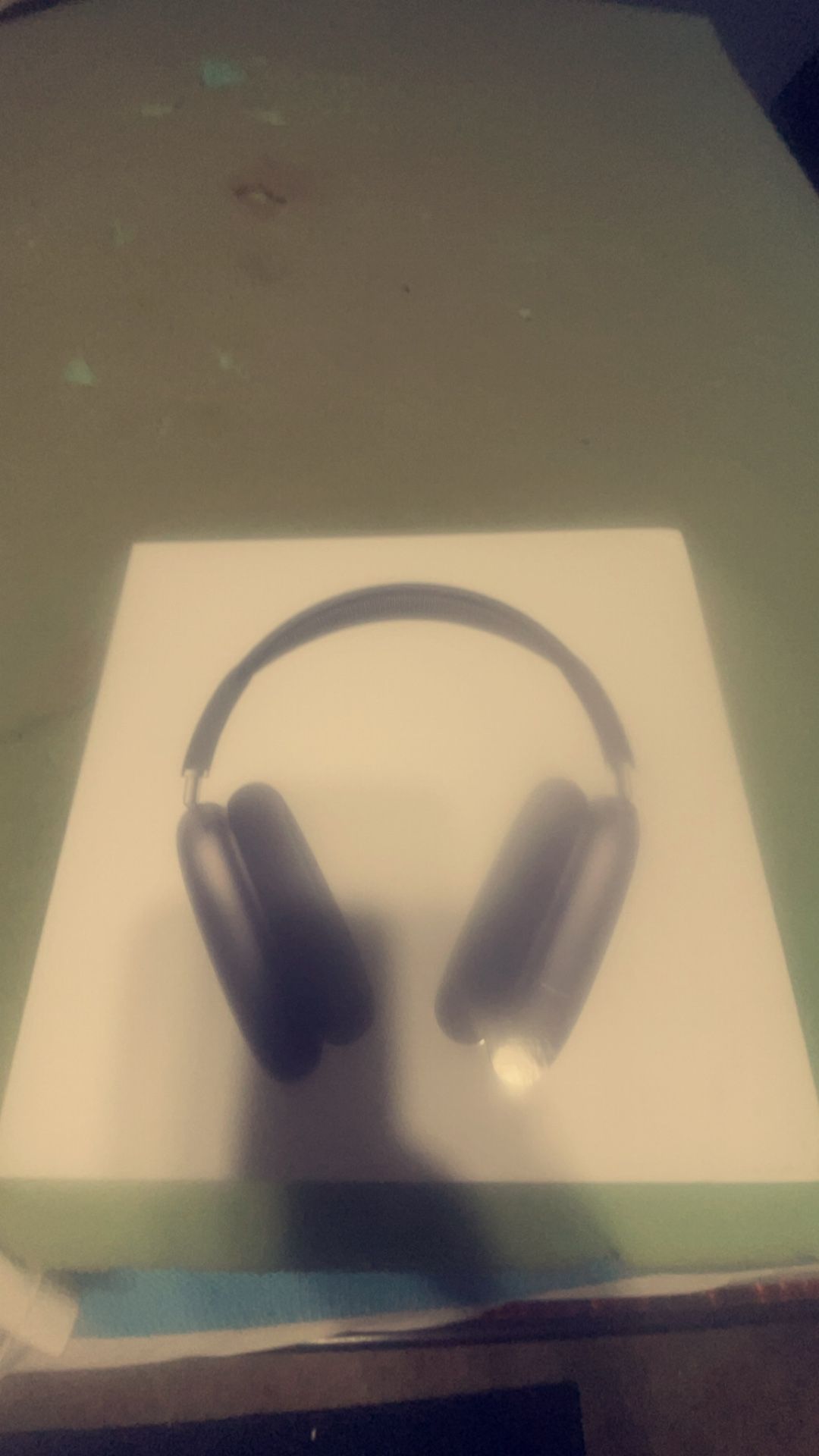 Apple AirPod Max high-end