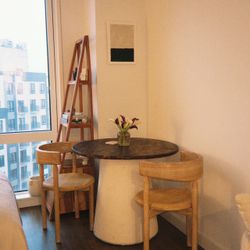 36” Round Dining Table