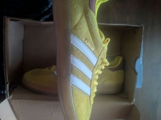 Adidas Gazelle Sneakers Yellow Suede woman