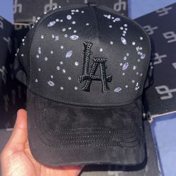 Dandy Crystal Tear Hat