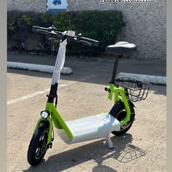 Electric Scooter With Adjustable Seat