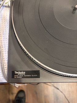 Technics SL-2000 Direct Drive Turntable