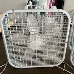 4 Box Fans - Lasko Brand