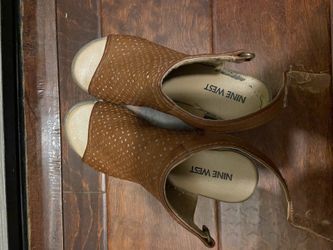 Girls size 1 shoes