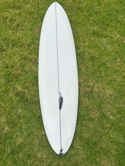 7'2" Chilli Mid Strength midlength surfboard