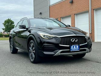 2017 INFINITI QX30