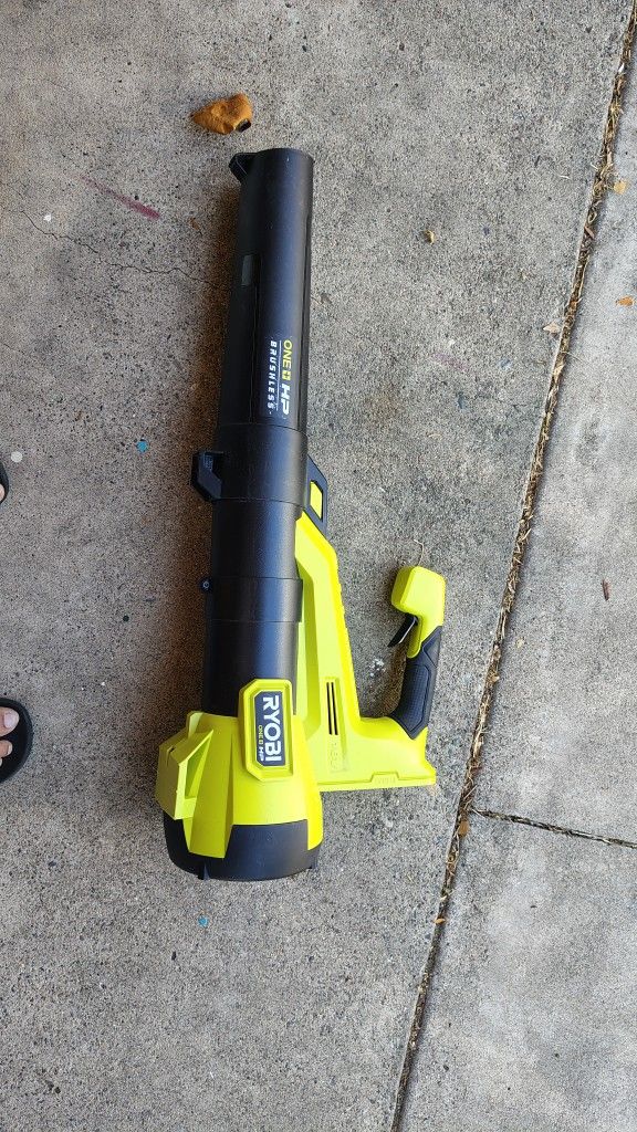 RYOBI ONE+ HP 18V Brushless 110 MPH 350 CFM Cordless Variable-Speed Jet Fan Leaf Blower Tool only