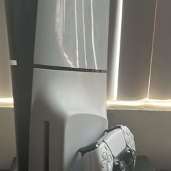 Ps5 Disc Version (send Offers)