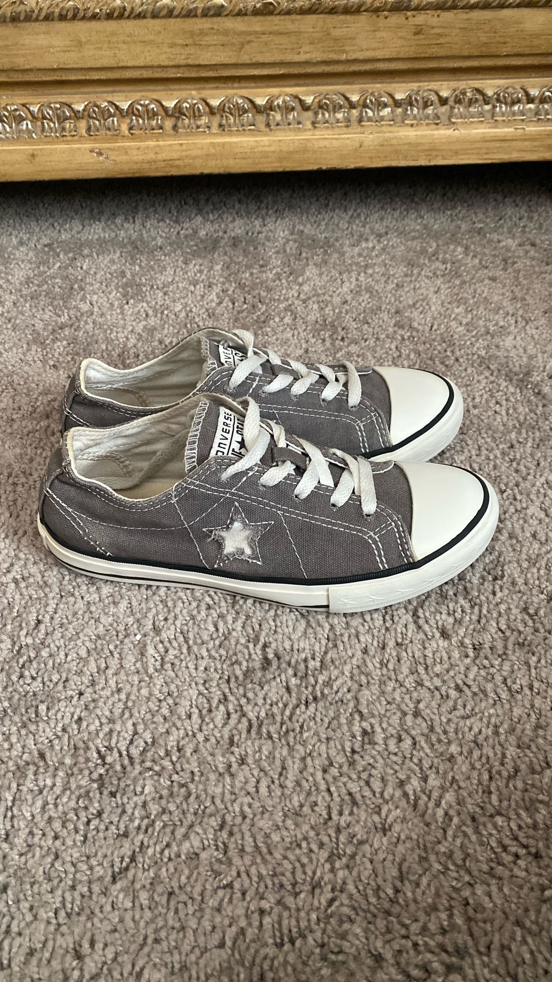 Grey Converse Chuck Taylor Low -top Junior Size 3