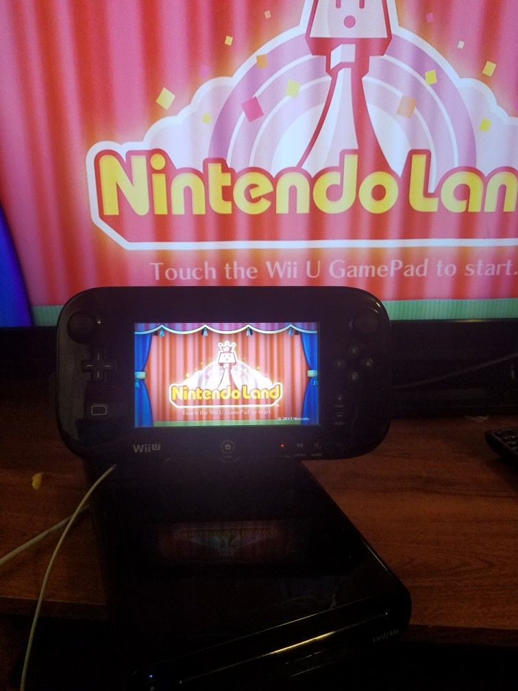 Wii U Black Bundle Games And  Zekd Twlightly And Breath Of Wild And 20 Hearts  Link Amiibo 