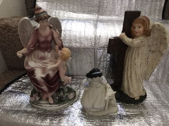 Figurines