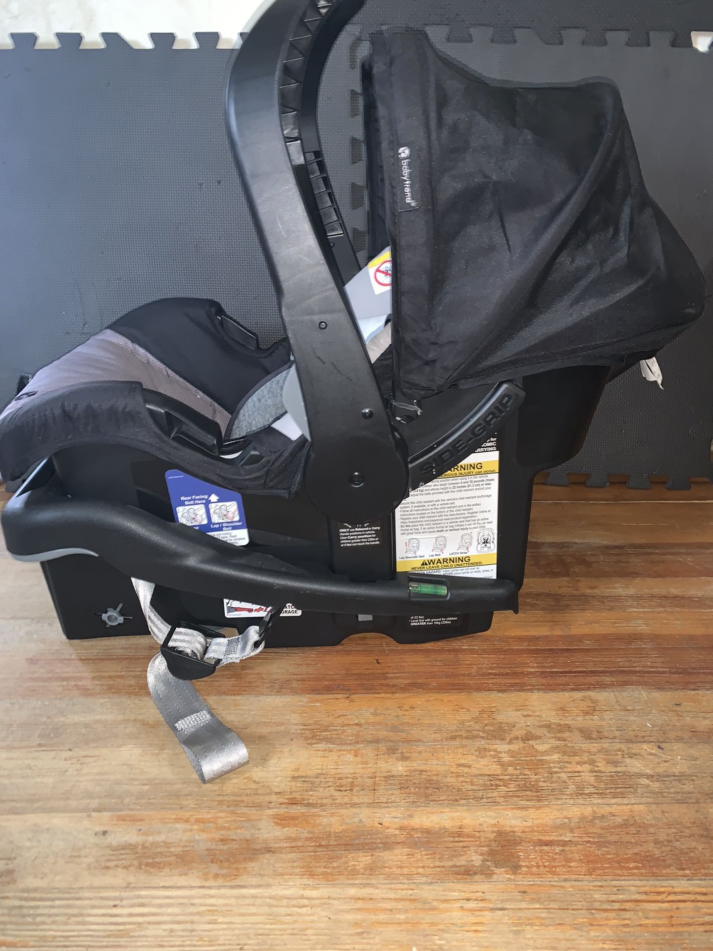 Baby Trend Carseat