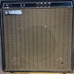 Yamaha Thirty 115B Bass Amp