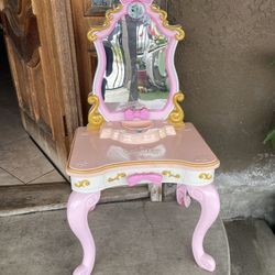 Kids Vanity 