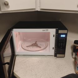 Hamilton Beach Microwave 