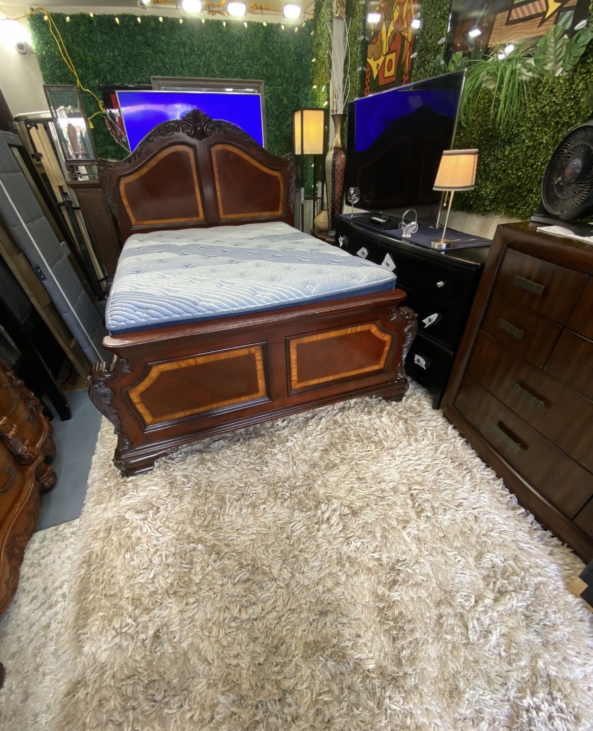 Queen Bed Frame And Mattress 