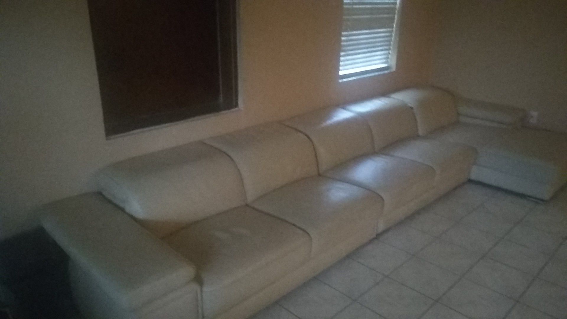 White leather couch (3 piece)