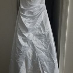 Brand New Wedding Dress 