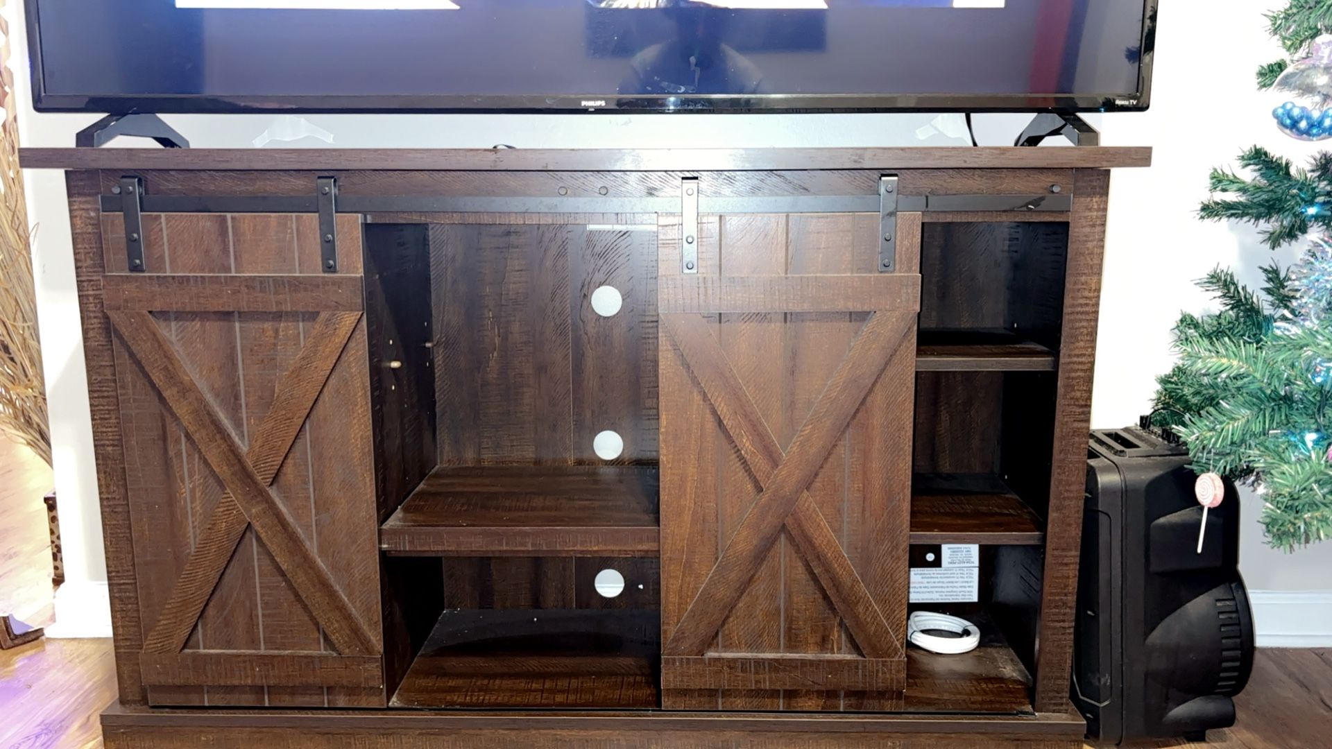 Lorraine TV Stand For TV’s Up To 60”