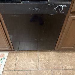 Dishwasher Used Works Excellent 