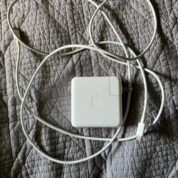 MacBook Charger 61 W