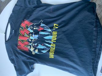 KISS World Tour '77 Band T-Shirt