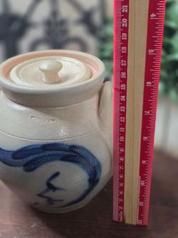 Wisconsin Pottery Hand Thrown 1991 Blue Salt Glaze Canister w/ Lid Folk Art