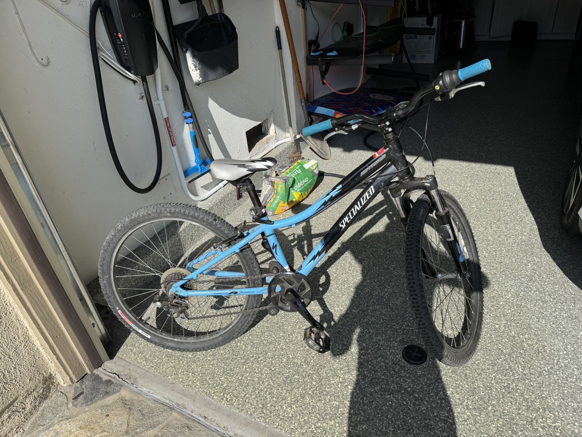 Kids Bike 24” Wheels , Specialized