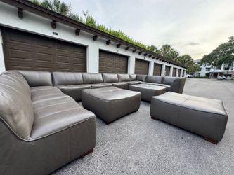 Sofa/Couch Sectional - Modular - Gray - Delivery Available 🚛