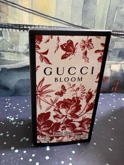 Gucci Bloom for women
