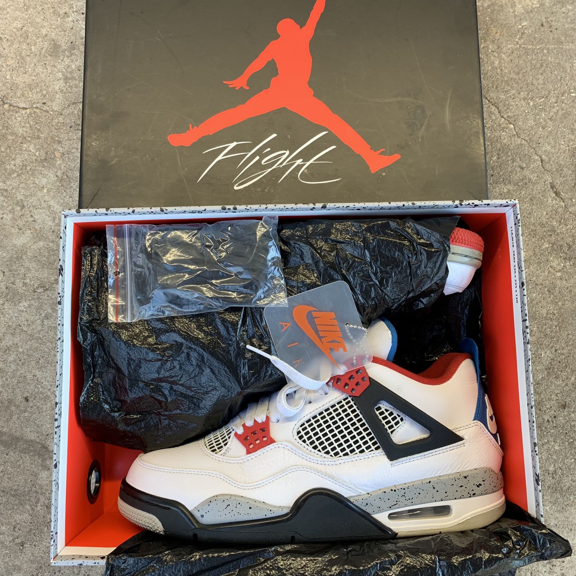 Jordan 4 Red for Sale in San Antonio, TX - OfferUp