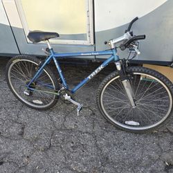 Trek Mountain bike 820