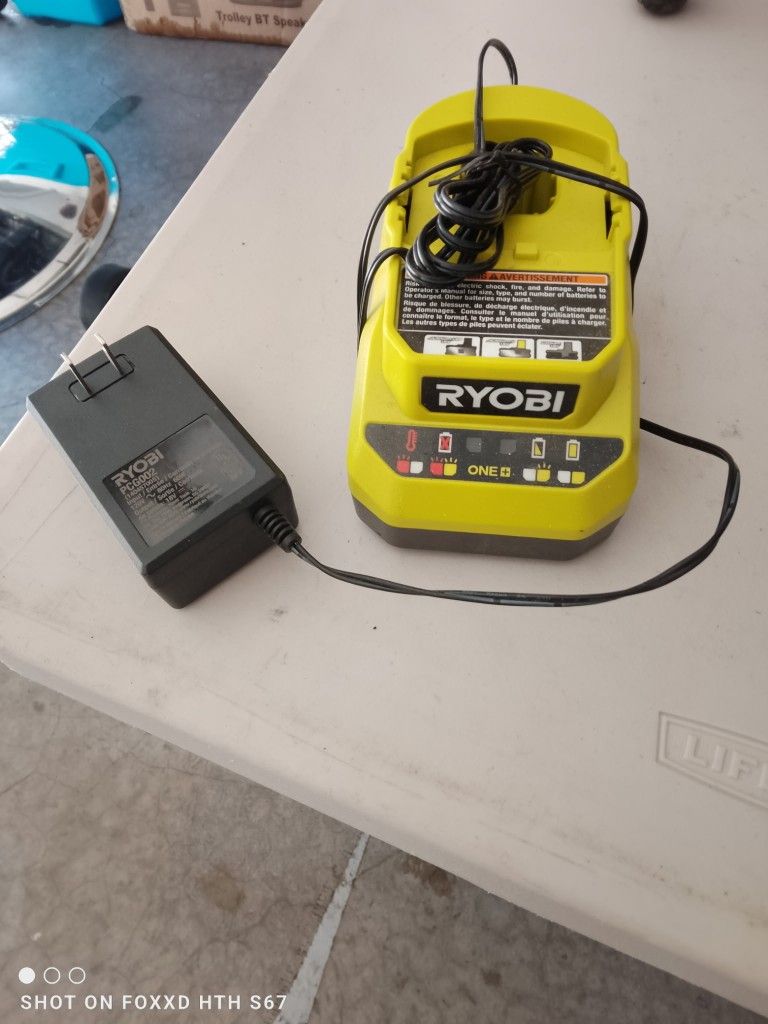 Battery CHARGER