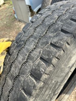 11r24.5 Tire 