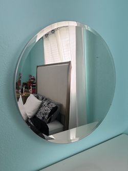 Round Mirror