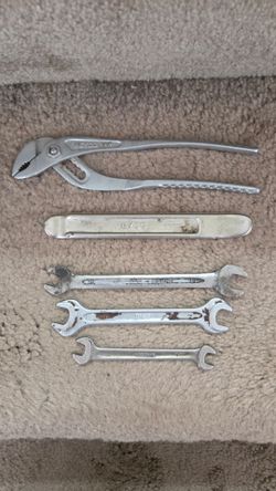 Vintage BMW car tools