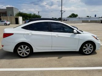 2012 Hyundai Accent