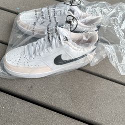 Women’s Air Force one size 8 brand new