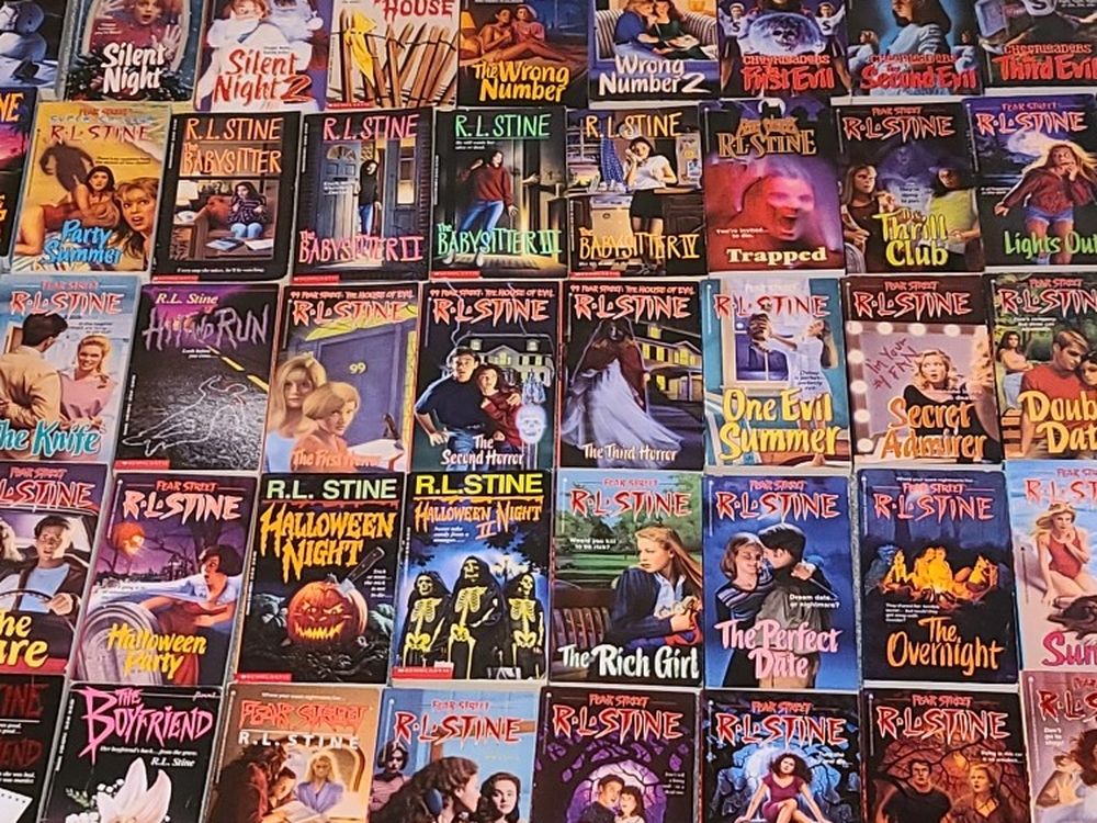 80+ RL STINE FEAR STREET BOOKS (PLUS FREE GOOSEBUMPS)