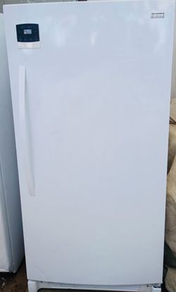 14 cf upright Deep freezer