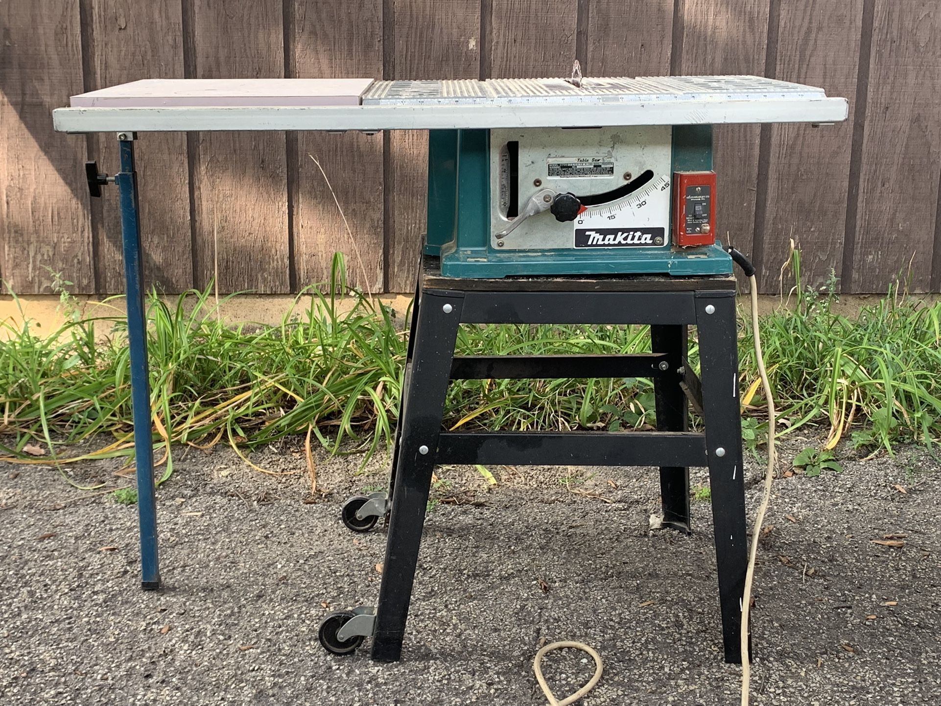Makita 8” Table Saw