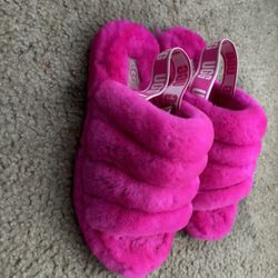 Ugg Slides