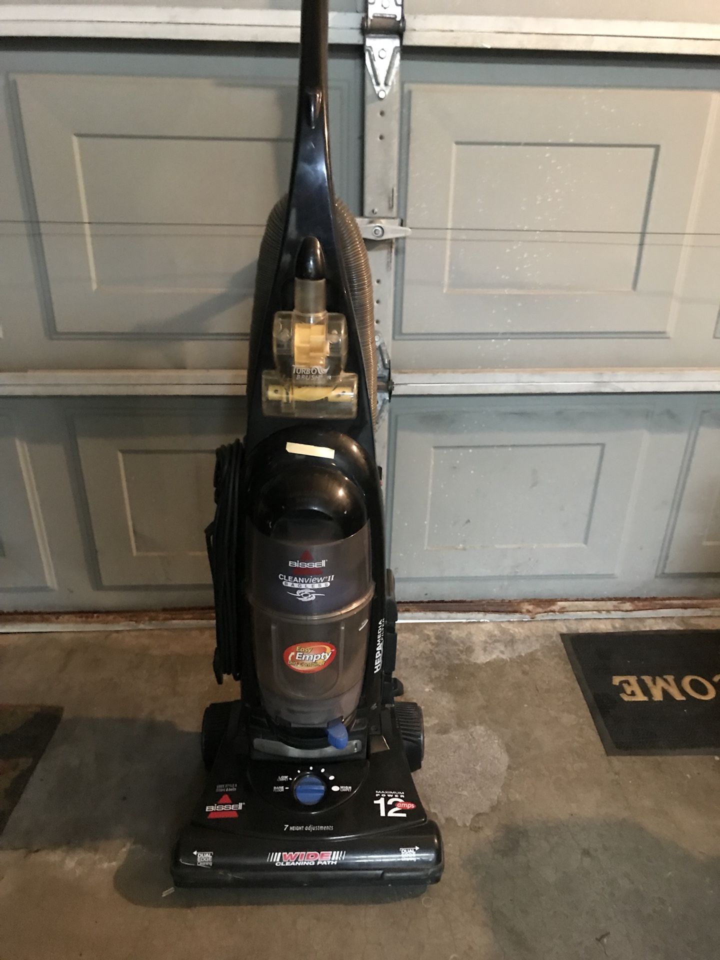 Bissell “Cleanview II” Bagless Vacuum