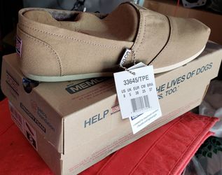 Bobs by Skechers 33645/TPE , BNIB womens multiple sizes