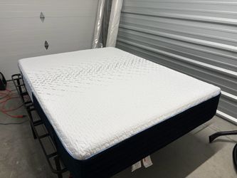 Nectar Classic Hybrid queen bed