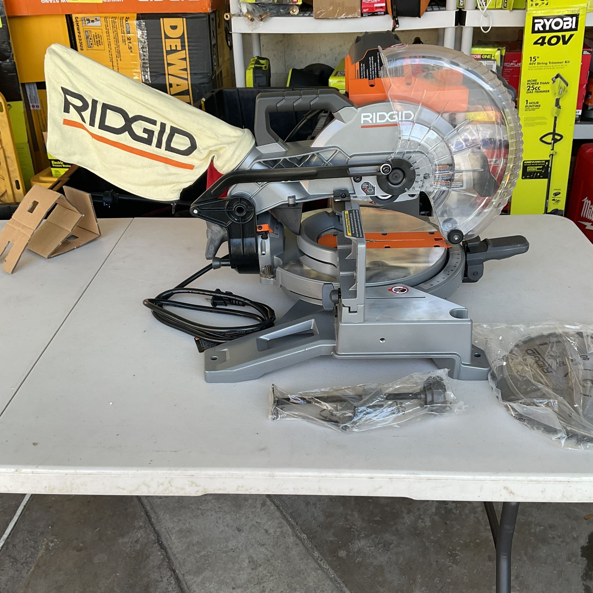 RIDGID Miter Saw 10” Cordless