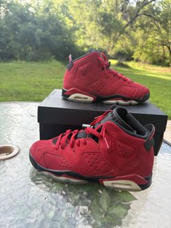 Jordan 6 toro Bravo, Size us6.5y