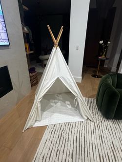Kids tent