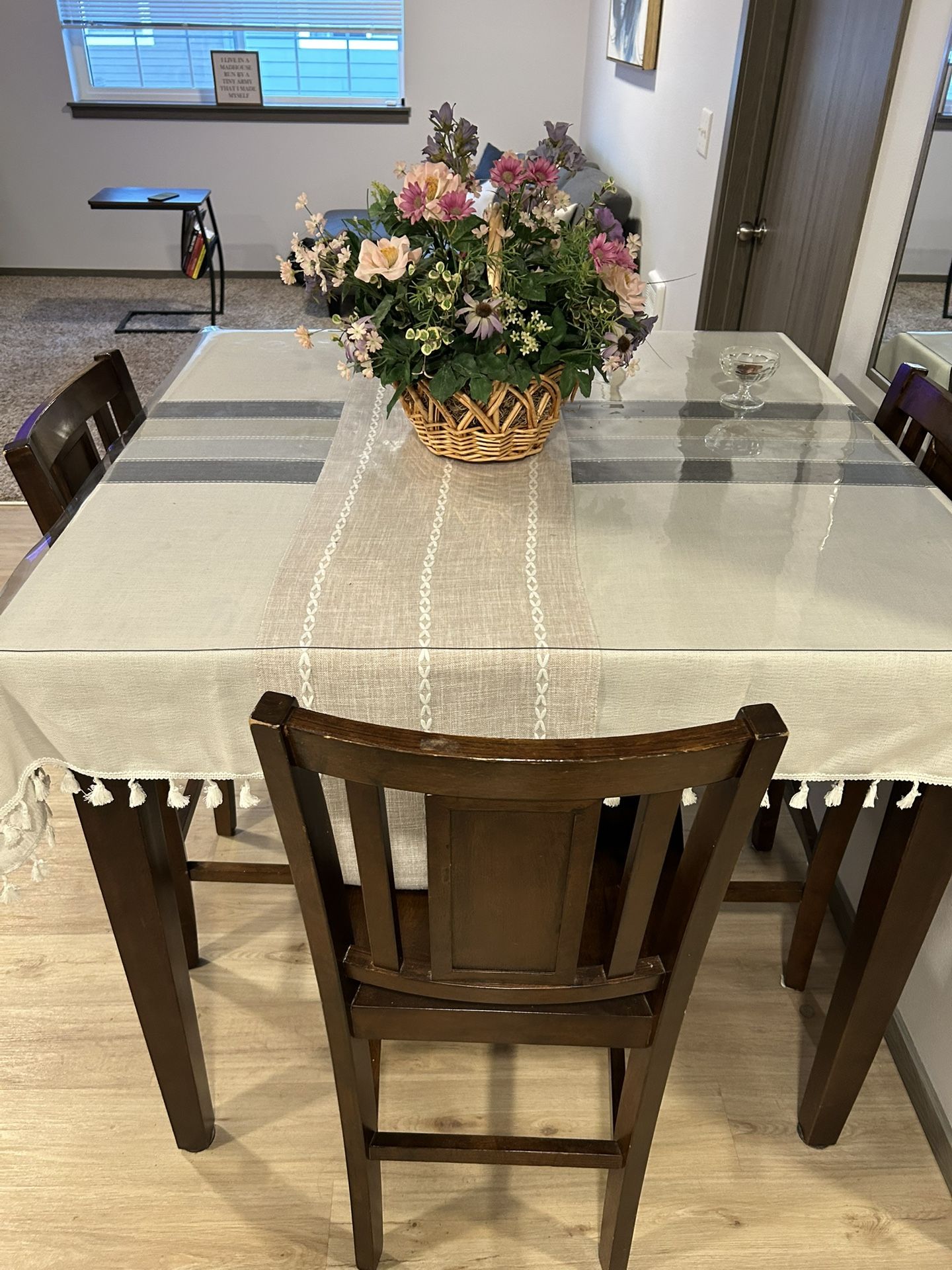 Diner Table And Four Cahit