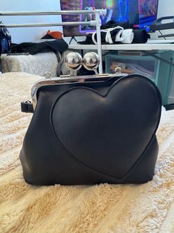 Black Heart Clasp Mini Handbag